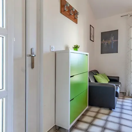 Apartment Denis *