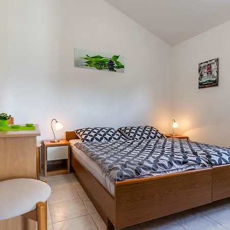 Denis Apartment *
